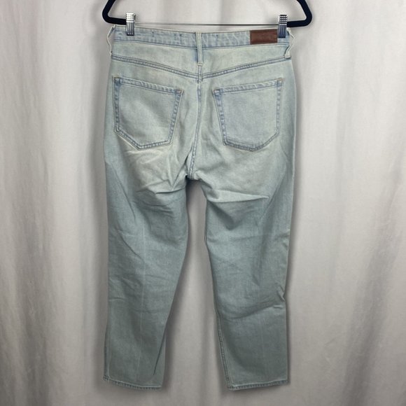 Hollister Ultra High Rise Mom Jeans Light Wash Distressed - Size 7R - 28 - Picture 8 of 10